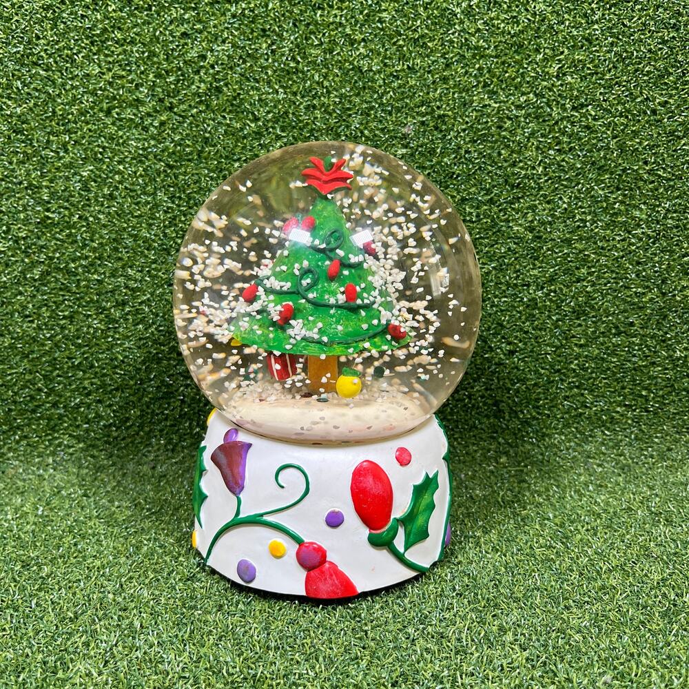 Vintage 1997 Neiman Marcus Festive Christmas Musical Waterglobe